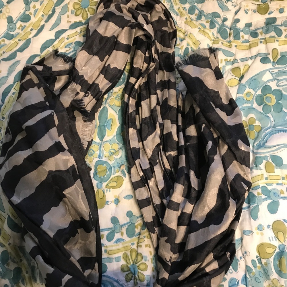 Coach scarf